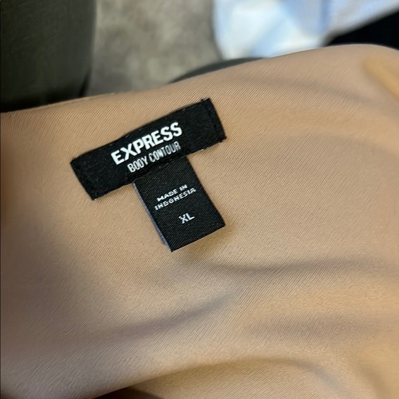 Express Tan Fitted Crop Tank Top - Picture 2 of 2